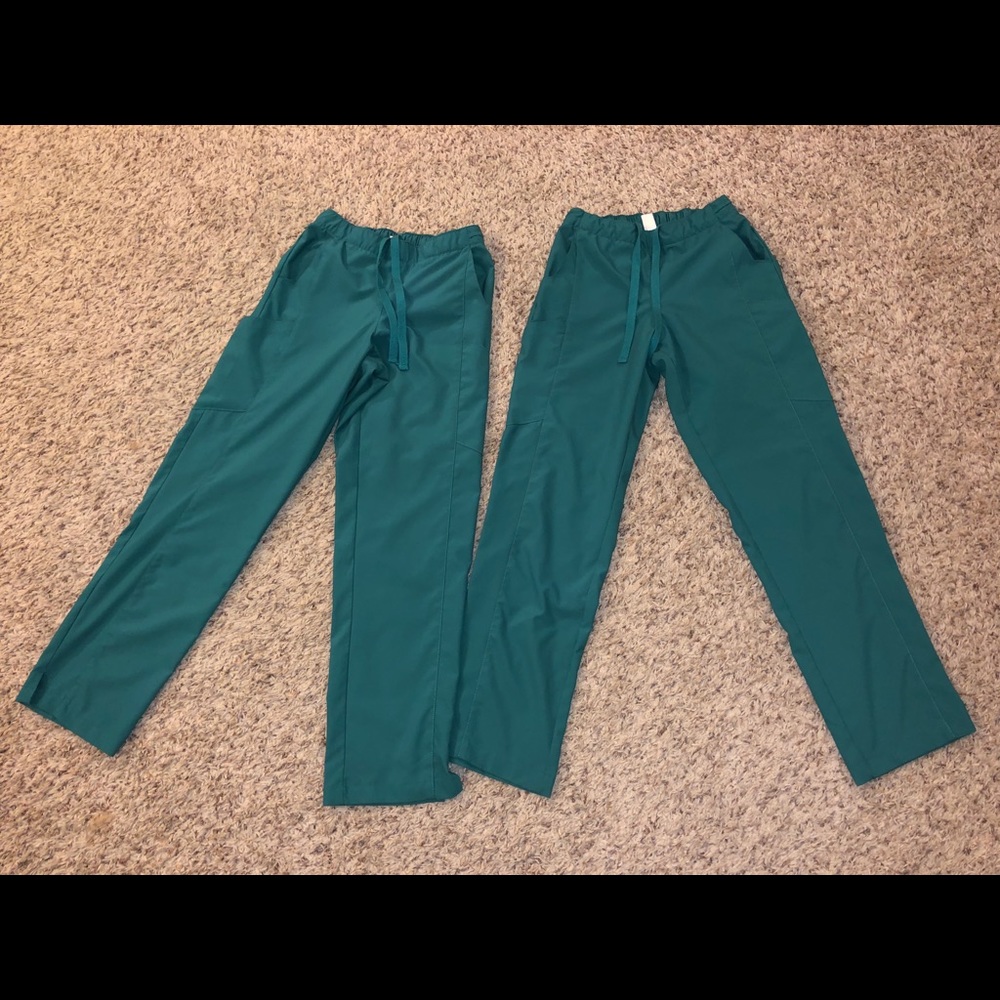Wonder wink hunter green scrub pants